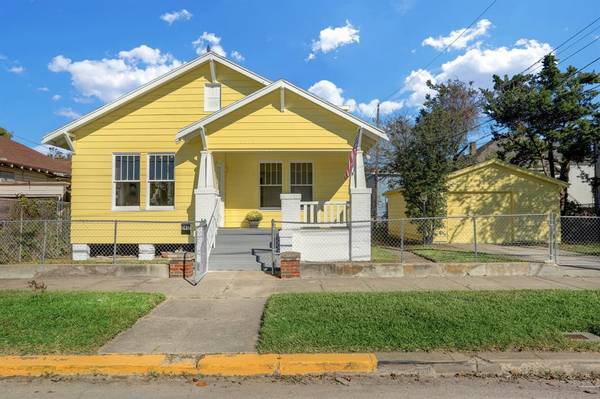 2412 39th ST,  Galveston,  TX 77550