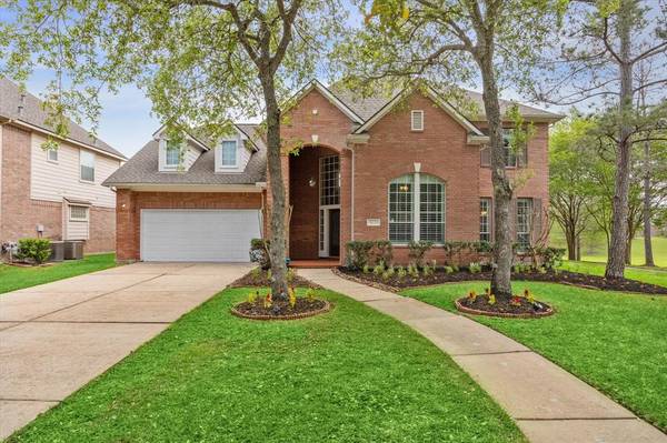 3009 Creek Bend DR, Friendswood, TX 77546