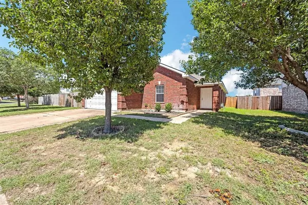 Crowley, TX 76036,228 Heritage DR