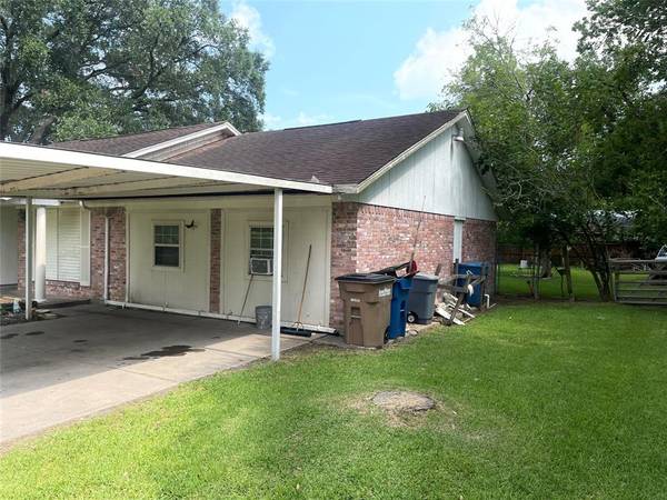 Dickinson, TX 77539,4308 E 25th ST