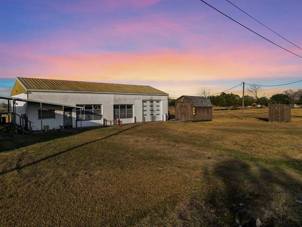 Rosharon, TX 77583,4735 County Road 380