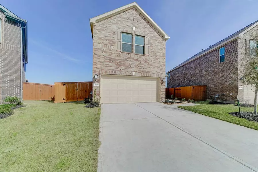 8226 Leisure Point DR, Cypress, TX 77433