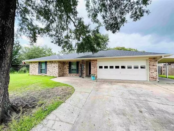 490 Concord, Vidor, TX 77662