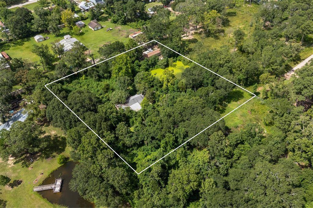 New Caney, TX 77357,21981 White Oak DR