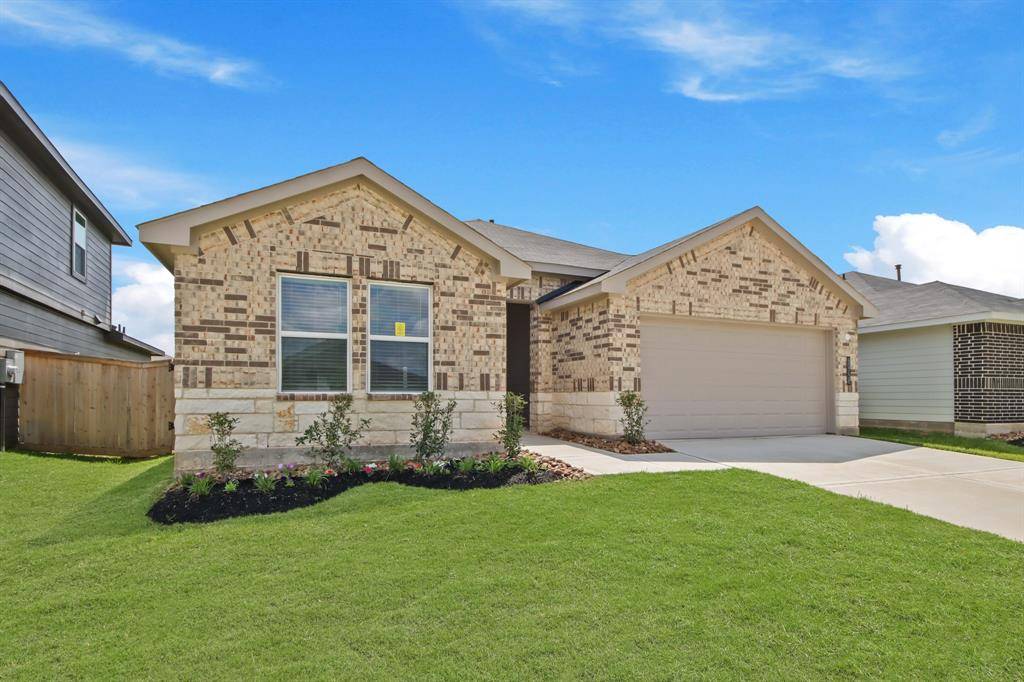 40738 Rosemary Rain LN, Magnolia, TX 77354