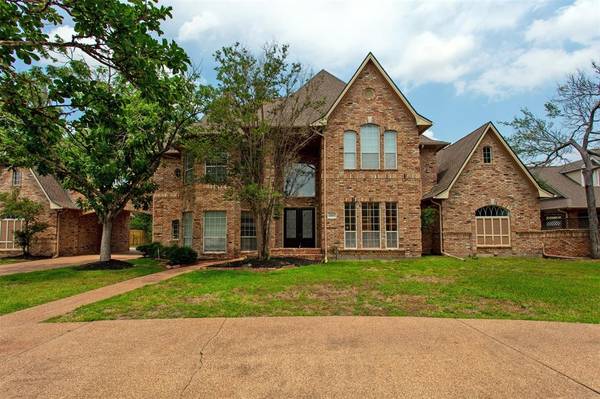 2911 Colton PL, College Station, TX 77845