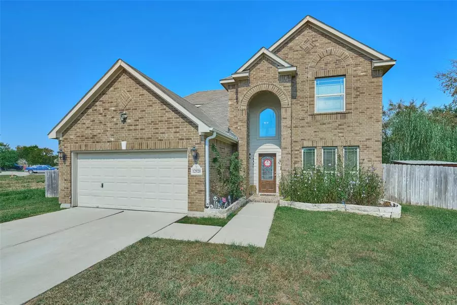 12920 Oakwood CIR, Willis, TX 77318