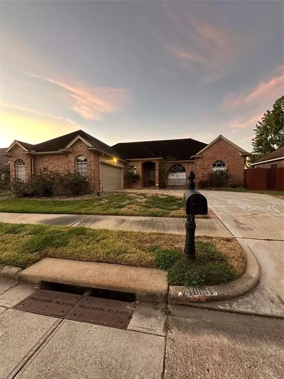 Houston, TX 77084,16011 Mountain Shadows DR