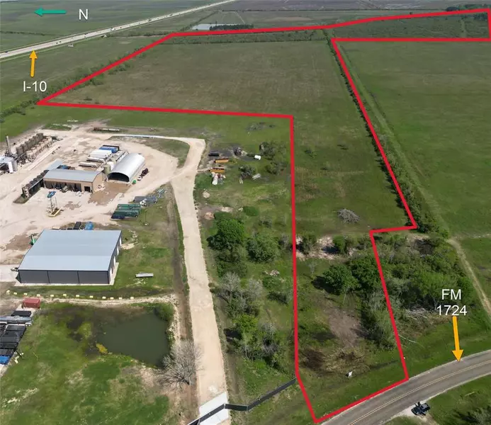 0 Fm 1724, Anahuac, TX 77514