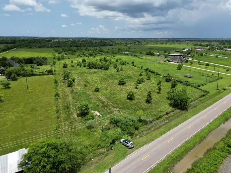 0 COUNTY ROAD 171, Liverpool, TX 77577