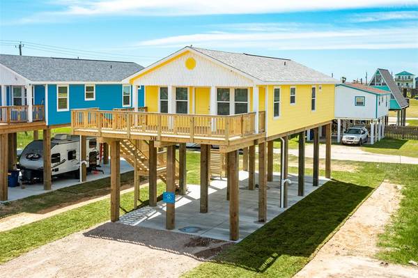 331 Sea Bean ST, Surfside Beach, TX 77541