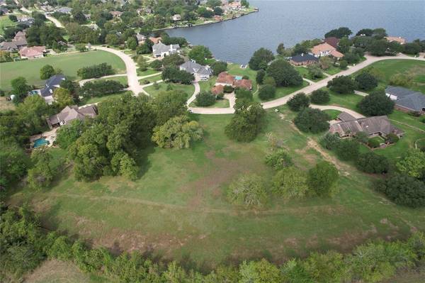 42 Lake Estates DR, Montgomery, TX 77356