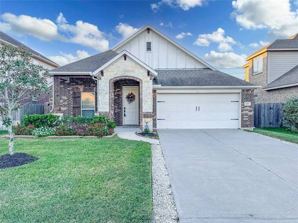 611 Chesterfield LN, League City, TX 77573