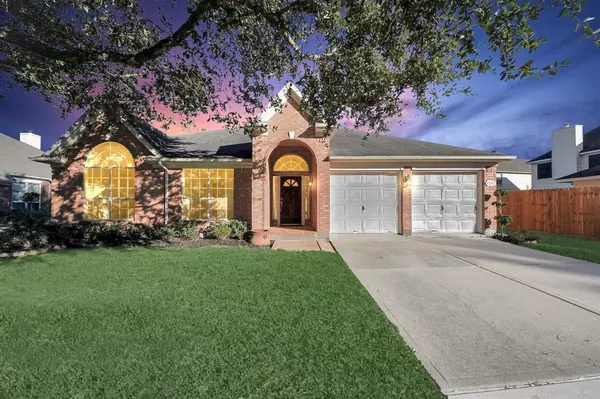 Sugar Land, TX 77498,15310 Oak View TRL