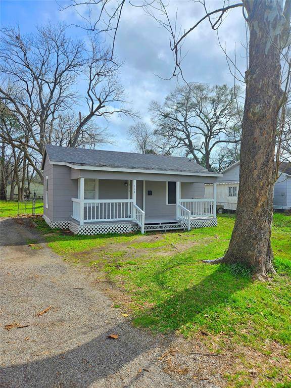 516 Hurst ST, Angleton, TX 77515