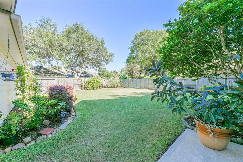 League City, TX 77573,107 Bending Shore CT