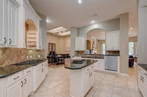 Katy, TX 77450,21610 Canyon Forest CT