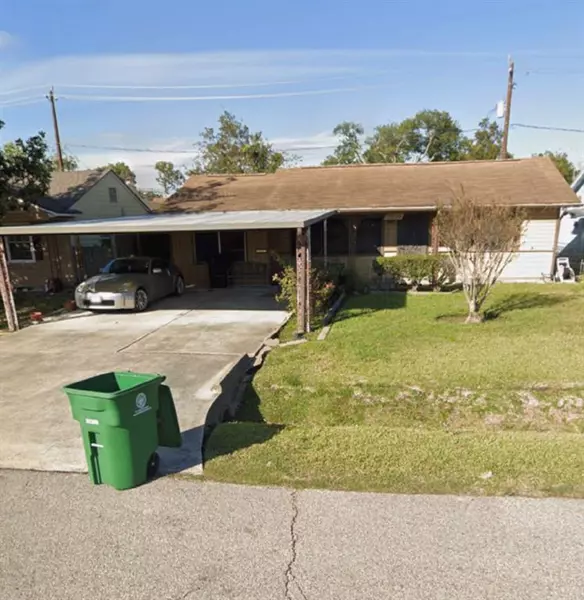 3226 Stallings DR, Houston, TX 77088