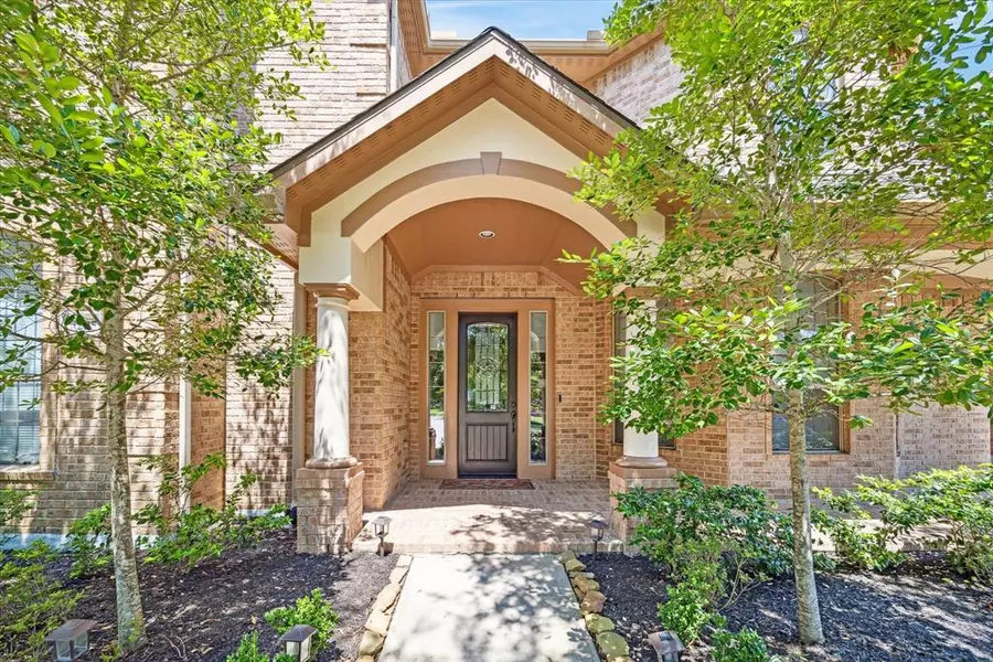 3205 Drake Springs LN, Pearland, TX 77584