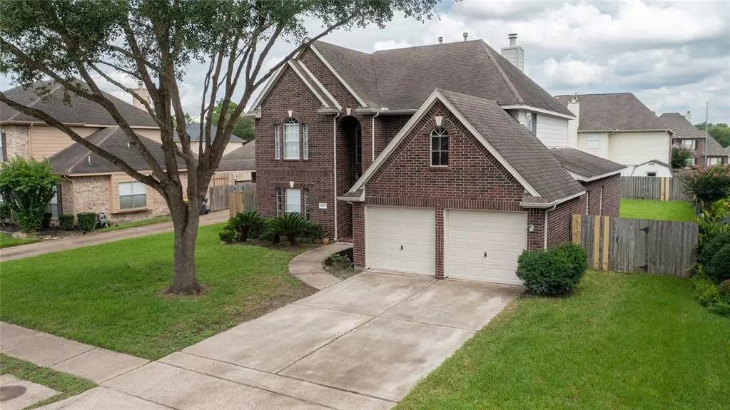 5109 Jolie DR, Pearland, TX 77584