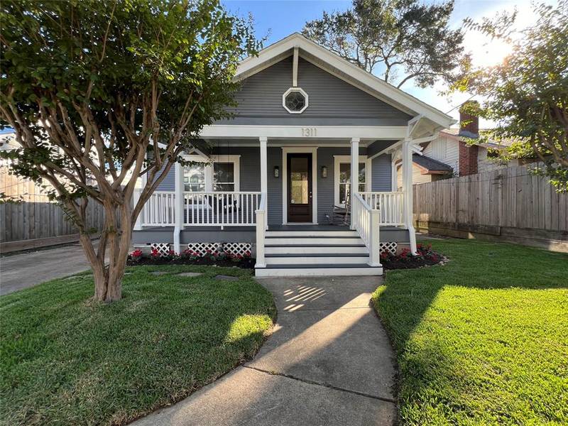 1311 Bomar ST, Houston, TX 77006