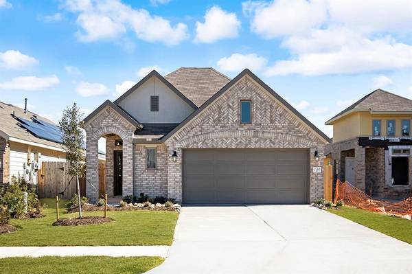 2710 Meadow View LN, Conroe, TX 77385