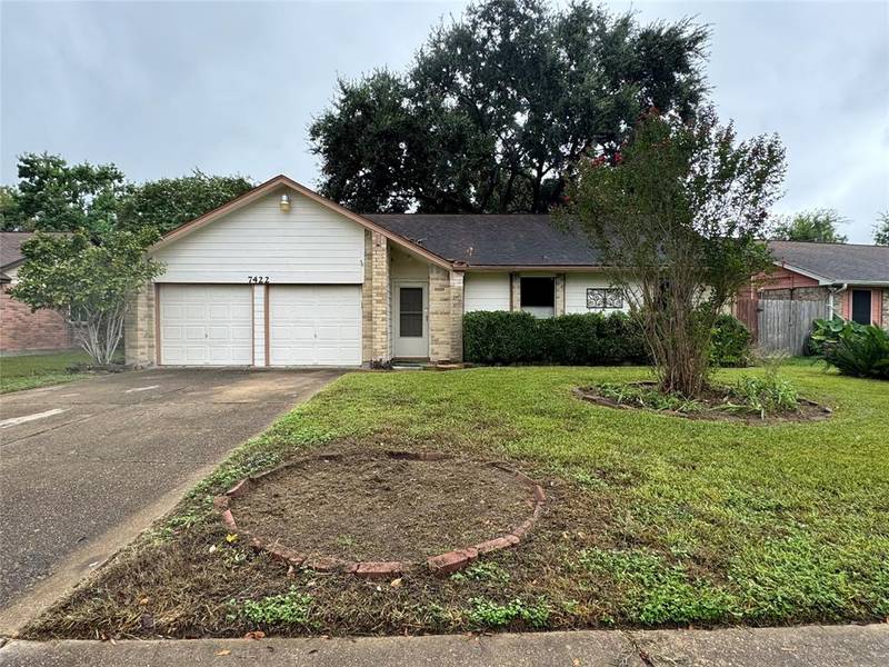 7422 Broken Arrow ST, Baytown, TX 77521