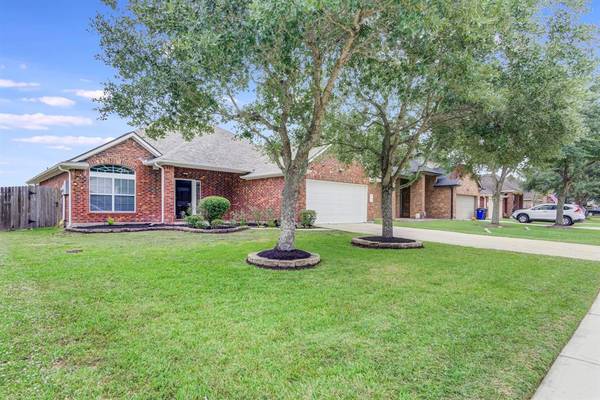 6509 Canyon Mist LN, Dickinson, TX 77539