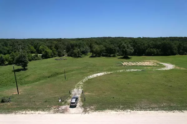 Franklin, TX 77856,6196 Owensville Cemetery Road