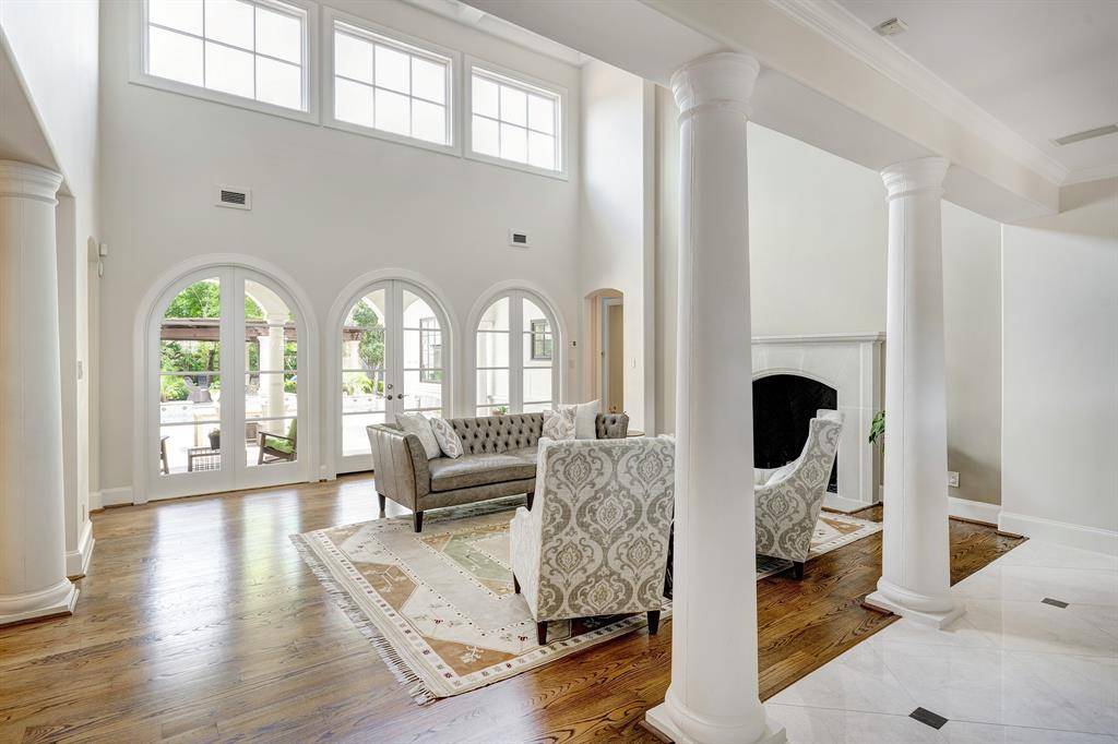 Bellaire, TX 77401,6101 Newcastle ST