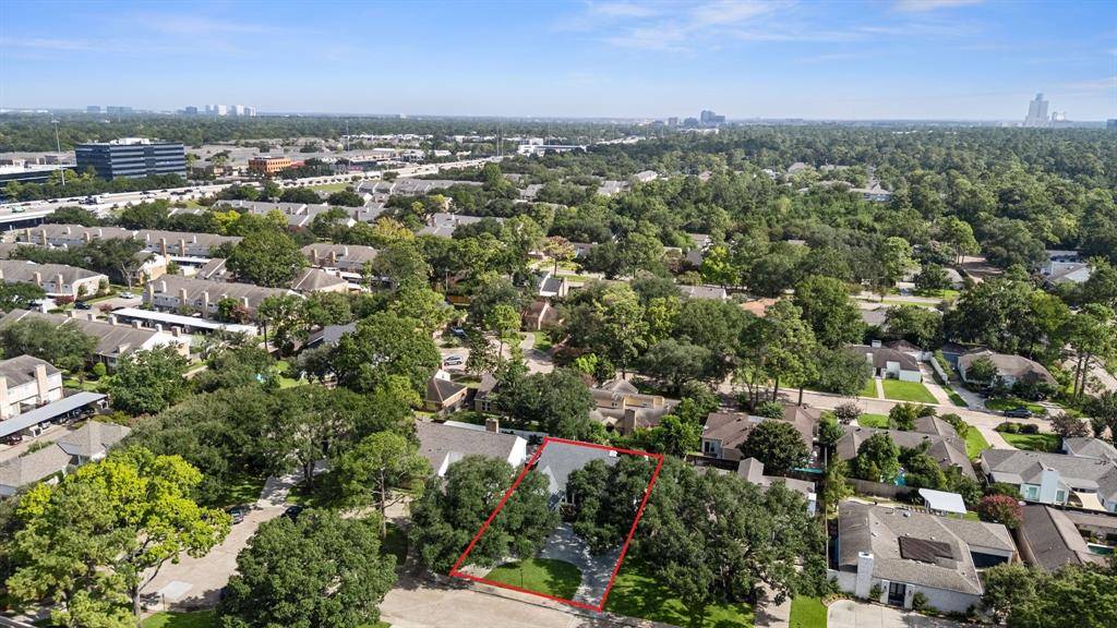 Houston, TX 77042,10214 Inwood DR