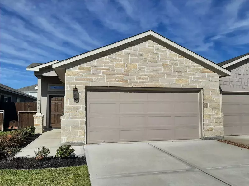 9856 Grosbeak LN, Magnolia, TX 77354