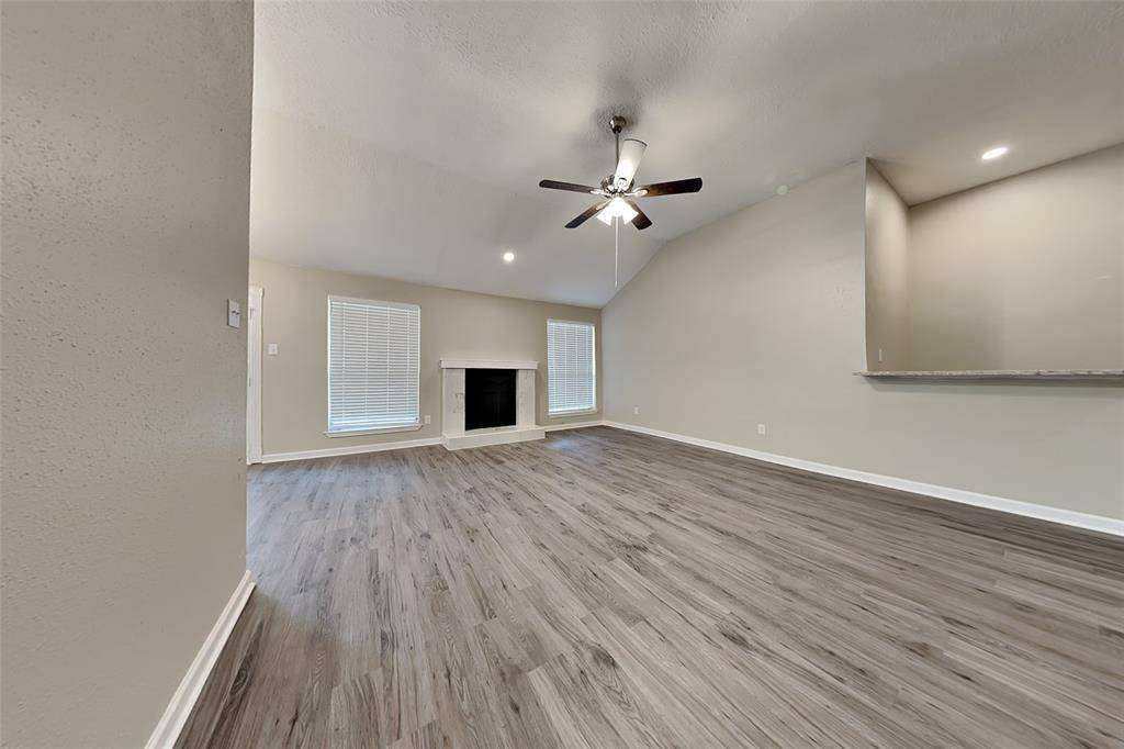 Houston, TX 77040,8155 Big Oak Trail DR