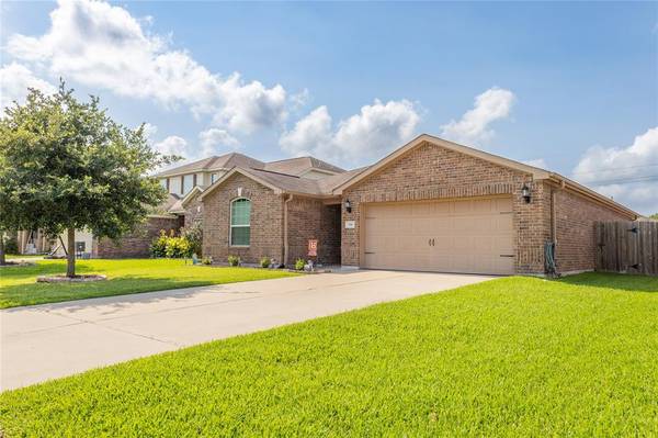 330 Shoshone Ridge DR,  La Marque,  TX 77568