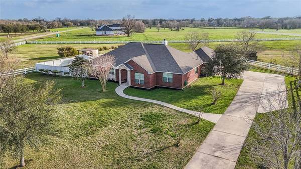 16402 Wrangler RD, Rosharon, TX 77583