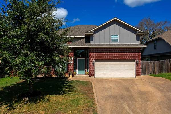 1107 Harrisonburg LN, College Station, TX 77845