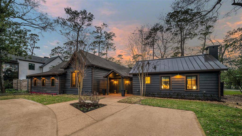 781 Pifer RD, Hunters Creek Village, TX 77024