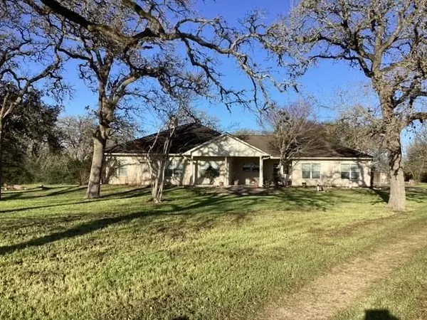 Weimar, TX 78962,2146 CR 201 RD