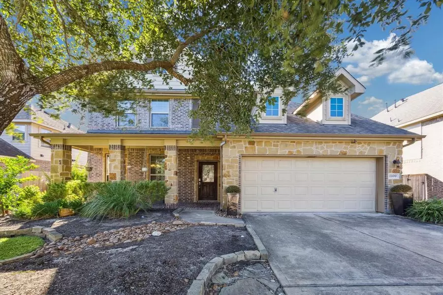 2209 Valley Blossum LN, League City, TX 77573