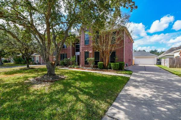 2602 Sunday House CT, Pearland, TX 77584