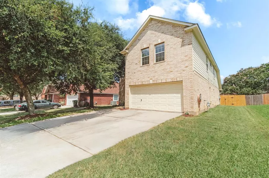 30519 Red Bluff CIR, Magnolia, TX 77355