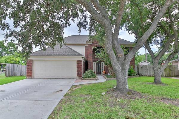 10824 Spruce DR S, La Porte, TX 77571