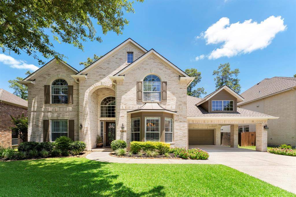 18 N Millsap CIR, The Woodlands, TX 77382