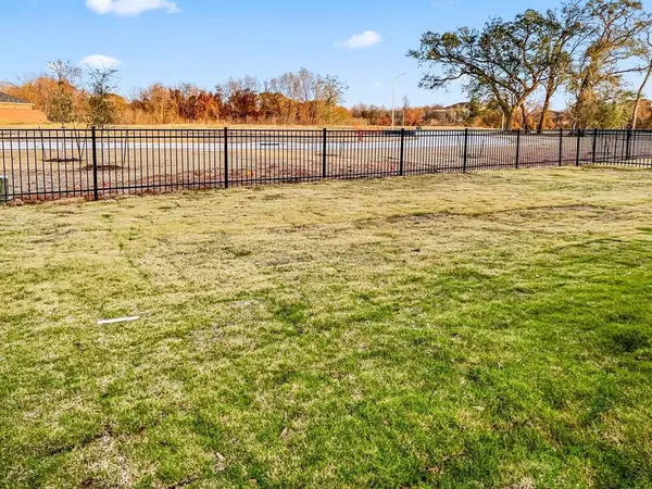 Clute, TX 77531,131 Water Grass TRL