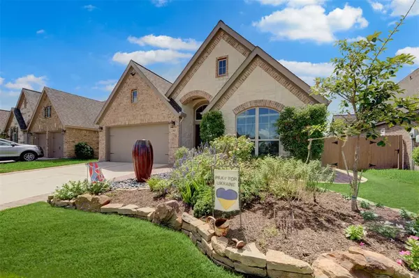 3827 Ponderosa Peak DR, Spring, TX 77386