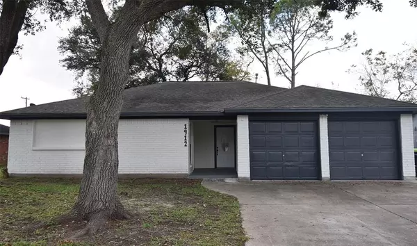 1912 Stones Throw DR, Bay City, TX 77414