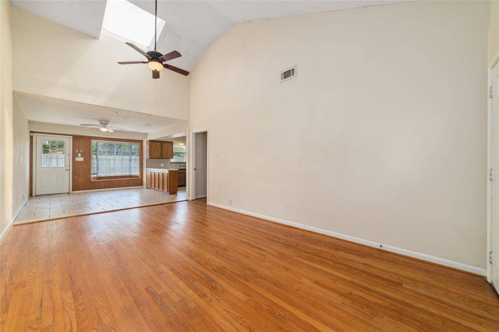 Houston, TX 77092,4934 Lamonte LN