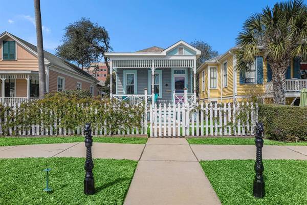 806 Church ST, Galveston, TX 77550