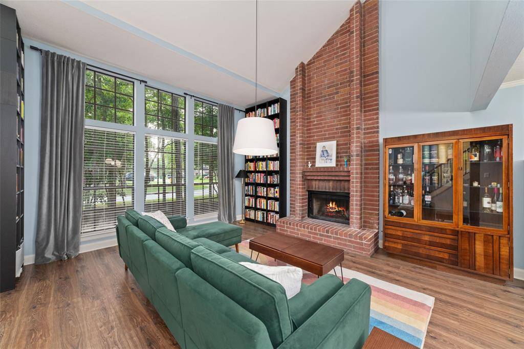The Woodlands, TX 77381,3 Whistlers Walk PL