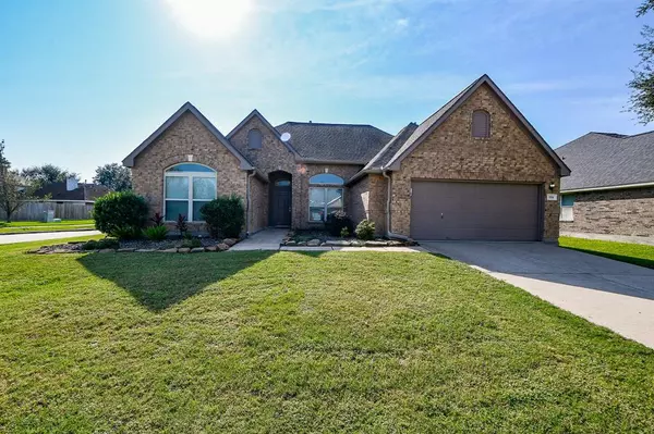 1816 Oak Lodge Drive, Pearland, TX 77581